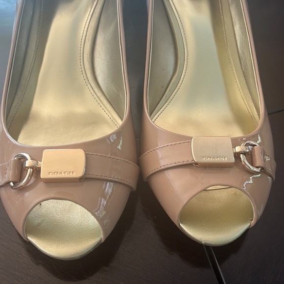 coach peep toe nude patent wedge, size 9B - Picture 8 of 10